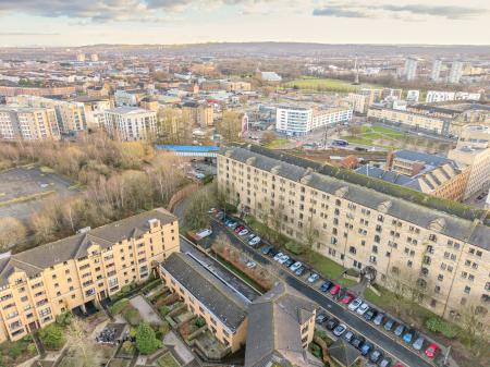 1 bedroom Flat for sale in Bell Street, Merchant City, Glasgow, G4