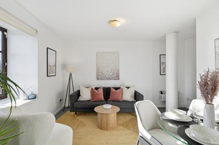 1 bedroom Flat for sale in Bell Street, Merchant City, Glasgow, G4