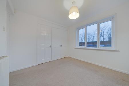 2 bedroom Flat for sale in Bulldale Road, Glasgow, G14