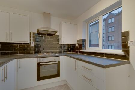 2 bedroom Flat for sale in Bulldale Road, Glasgow, G14