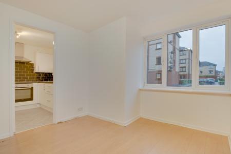 2 bedroom Flat for sale in Bulldale Road, Glasgow, G14