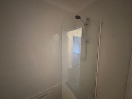 2 bedroom Flat to let in Ferry Road, Glasgow, G3