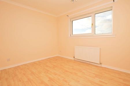 2 bedroom Flat to let in Lavender Drive, Greenhills, East Kilbride, South Lanarkshire, G75