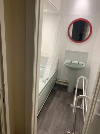 1 bedroom Studio flat to let in Church Street, Partick, Glasgow, G11