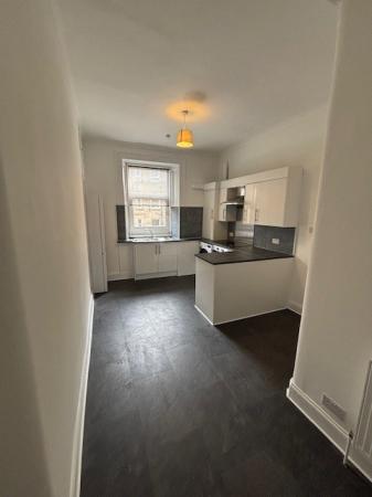 2 bedroom Flat to let in McLennan Street, Mount Florida, Glasgow, G42