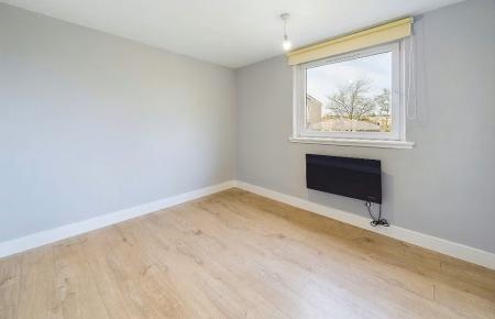 2 bedroom Flat to let in Glen Isla, East Kilbride, South Lanarkshire, G74