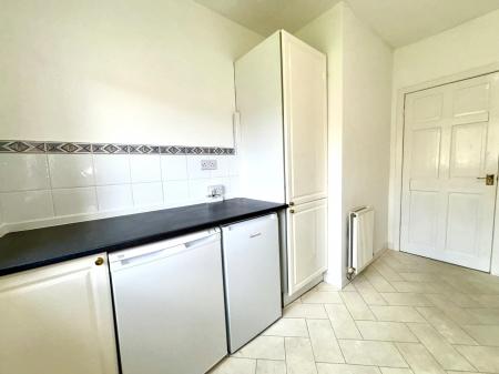 1 bedroom Flat to let in Elliot Crescent, East Kilbride, South Lanarkshire, G74