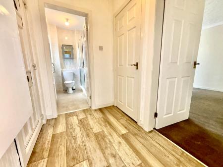 1 bedroom Flat to let in Elliot Crescent, East Kilbride, South Lanarkshire, G74