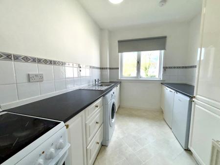 1 bedroom Flat to let in Elliot Crescent, East Kilbride, South Lanarkshire, G74