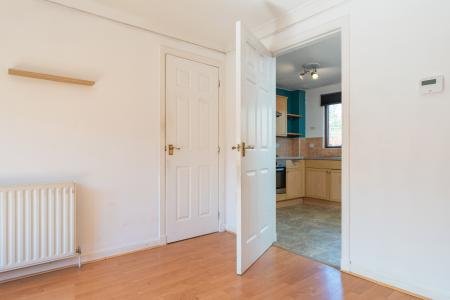 3 bedroom End of terrace house for sale in Harbury Place, Yoker, Glasgow, G14
