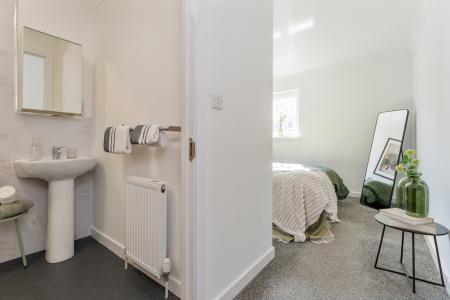 2 bedroom Flat for sale in Hillfoot Street, Dennistoun, Glasgow, G31