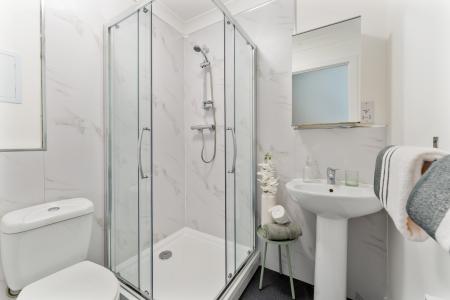 2 bedroom Flat for sale in Hillfoot Street, Dennistoun, Glasgow, G31