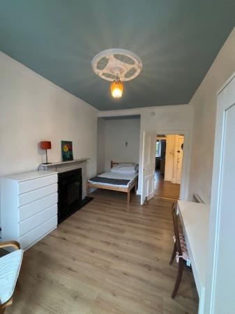 1 bedroom Flat to let in Crathie Drive, Glasgow, G11