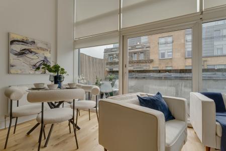 2 bedroom Flat for sale in Ingram Street, Merchant City, Glasgow, G1