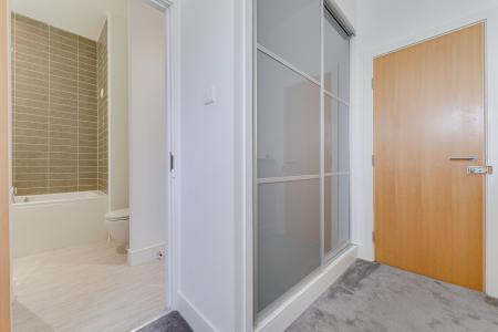 2 bedroom Flat for sale in Ingram Street, Merchant City, Glasgow, G1