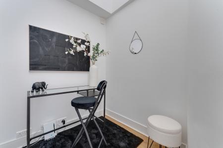 2 bedroom Flat for sale in Ingram Street, Merchant City, Glasgow, G1
