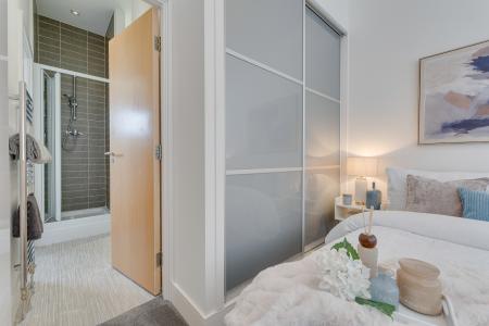 2 bedroom Flat for sale in Ingram Street, Merchant City, Glasgow, G1