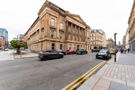 2 bedroom Flat for sale in Ingram Street, Merchant City, Glasgow, G1