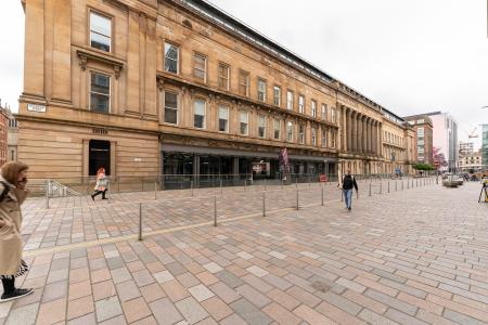 2 bedroom Flat for sale in Ingram Street, Merchant City, Glasgow, G1