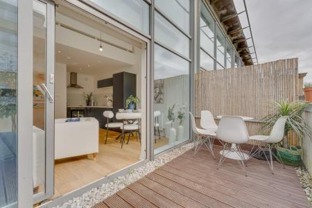 2 bedroom Flat for sale in Ingram Street, Merchant City, Glasgow, G1