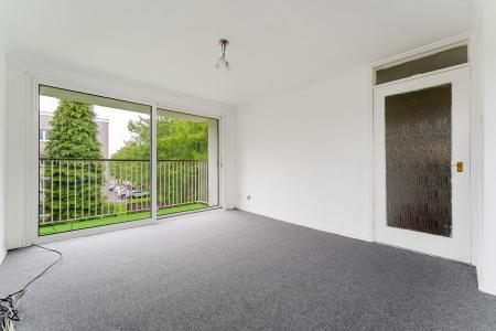 2 bedroom Flat for sale in Glen Isla, East Kilbride, South Lanarkshire, G74