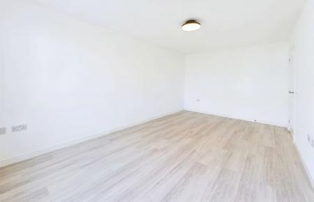 4 bedroom Detached house to let in Barrow Drive, Newlandsmuir, East Kilbride, South Lanarkshire, G75