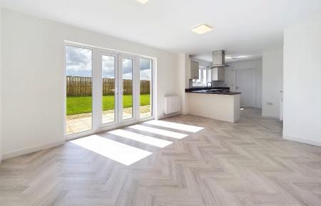4 bedroom Detached house to let in Barrow Drive, Newlandsmuir, East Kilbride, South Lanarkshire, G75