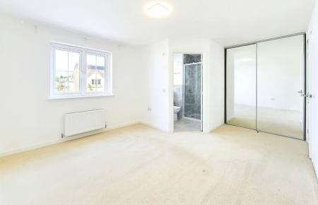 4 bedroom Detached house to let in Barrow Drive, Newlandsmuir, East Kilbride, South Lanarkshire, G75