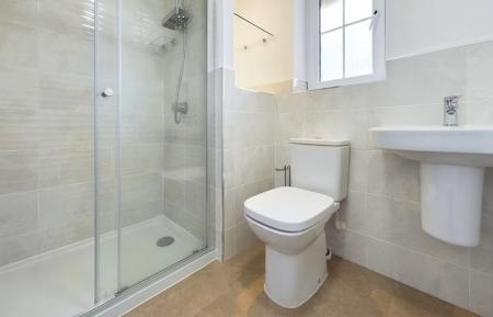 4 bedroom Detached house to let in Barrow Drive, Newlandsmuir, East Kilbride, South Lanarkshire, G75