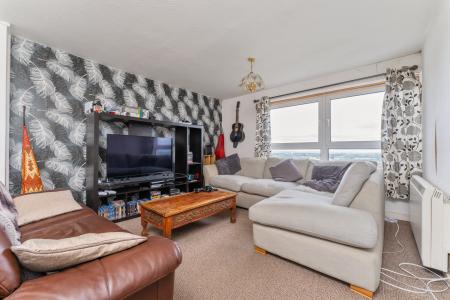 2 bedroom Flat for sale in Sadlers Wells Court, East Kilbride, South Lanarkshire, G74