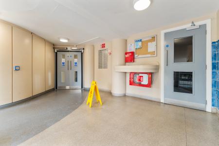 2 bedroom Flat for sale in Sadlers Wells Court, East Kilbride, South Lanarkshire, G74