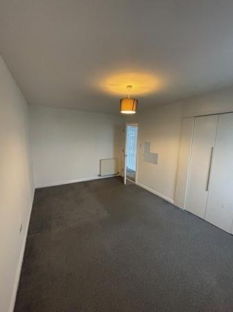 2 bedroom Flat to let in Redshank Avenue, Glasgow, PA4