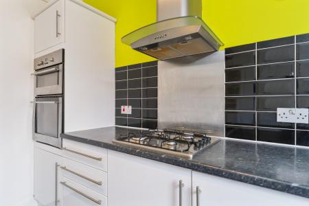 1 bedroom Flat for sale in Langside Road, Govanhill, Glasgow, G42