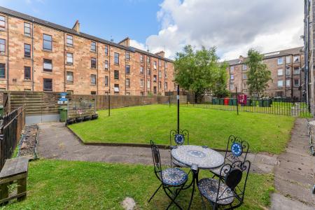 1 bedroom Flat for sale in Langside Road, Govanhill, Glasgow, G42