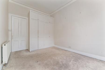 1 bedroom Flat for sale in Langside Road, Govanhill, Glasgow, G42