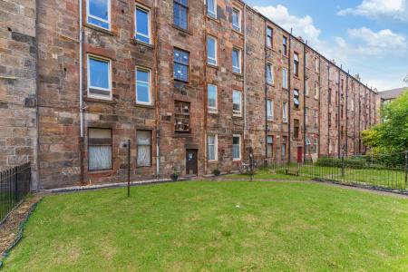 1 bedroom Flat for sale in Langside Road, Govanhill, Glasgow, G42