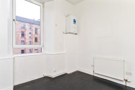 1 bedroom Flat for sale in Langside Road, Govanhill, Glasgow, G42