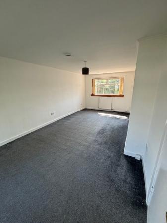 2 bedroom Terraced House to let in Whitehills Place, Murray, East Kilbride, South Lanarkshire, G75