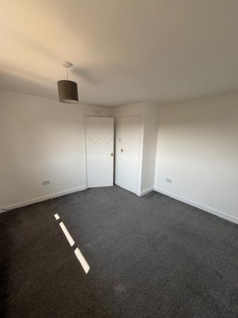 2 bedroom Terraced House to let in Whitehills Place, Murray, East Kilbride, South Lanarkshire, G75