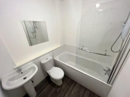 2 bedroom Flat to let in Common Green, Hamilton