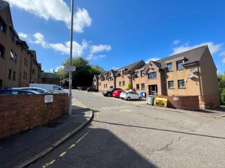 2 bedroom Flat to let in Common Green, Hamilton