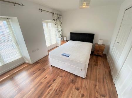 2 bedroom Duplex to let in Melrose Avenue, Rutherglen