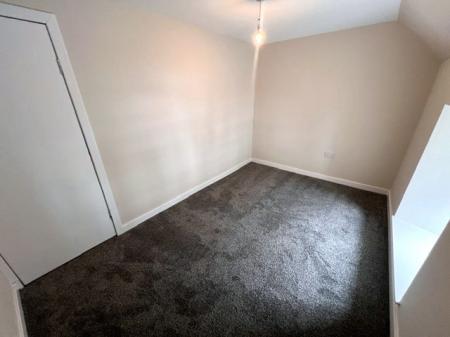 3 bedroom Flat to let in Montgomery Street, The Village, East Kilbride