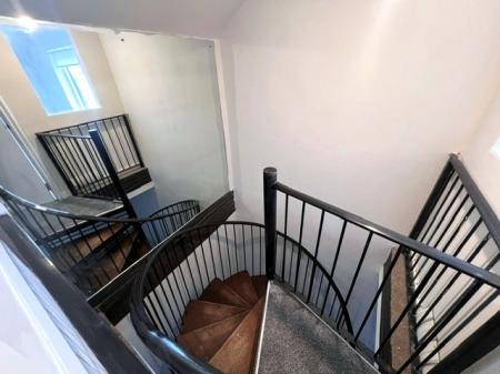 3 bedroom Flat to let in Montgomery Street, The Village, East Kilbride