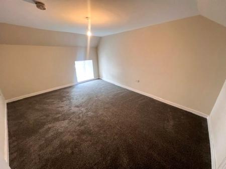 3 bedroom Flat to let in Montgomery Street, The Village, East Kilbride