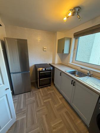 2 bedroom Flat to let in Dicks Park, East Kilbride, South Lanarkshire, G75