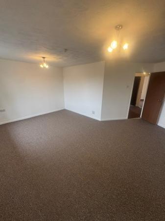 2 bedroom Semi-detached house to let in Bertram Street, Hamilton, ML3