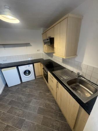 2 bedroom Semi-detached house to let in Bertram Street, Hamilton, ML3