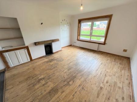 2 bedroom Flat to let in Candermill Road, Stonehouse, ML9