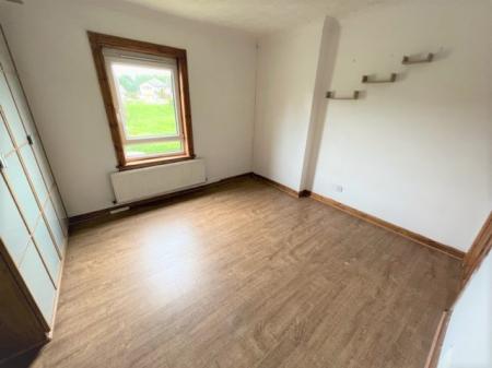 2 bedroom Flat to let in Candermill Road, Stonehouse, ML9